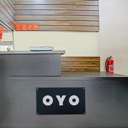 Oyo18581蓝色公寓酒店 孟买 外观 照片